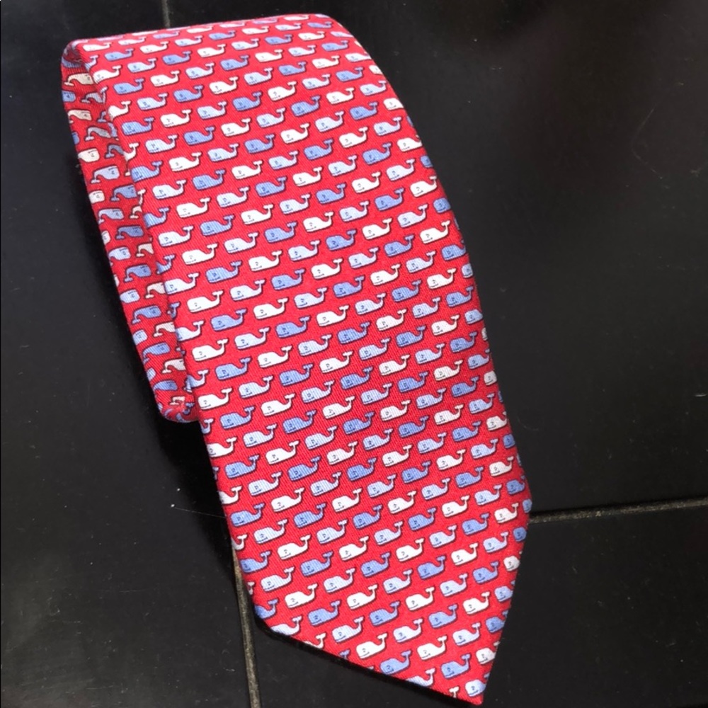 Men’s Vineyard Vines tie